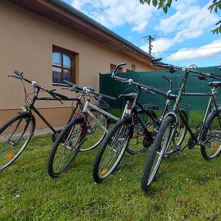 Limonade Apartman Ac Agard Elmenyfuerdo Mellett Gárdony Eksteriør billede